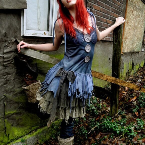 Wearydrearies Distressed Burning Man Fairy Dress in Blue - Picture 4 of 5